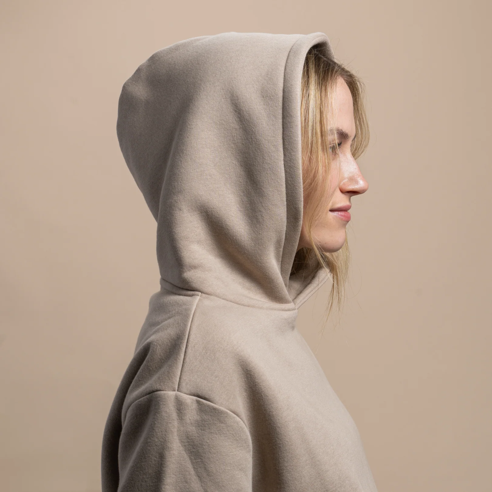 Trtl Women's Travel Hoodie - Image 3